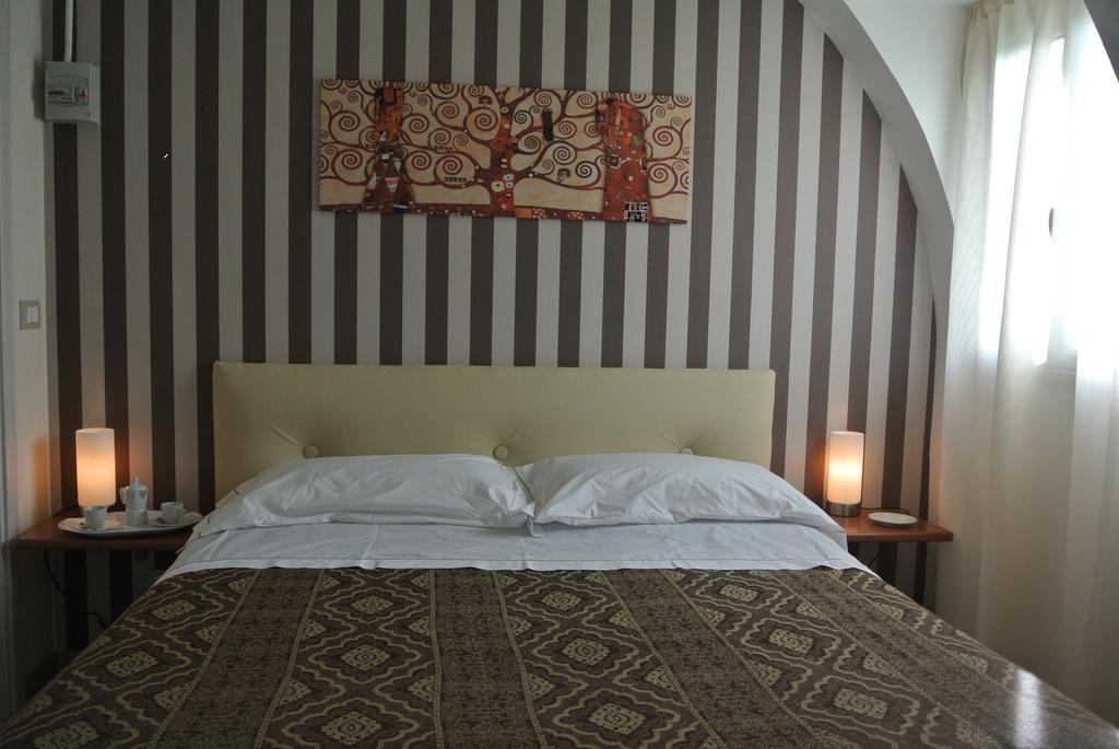 3Sirene Villa Sciacca Rum bild